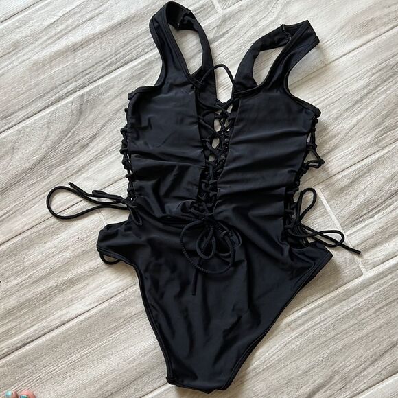 Sexi Lace Up Bkack One Piece Bikini Bathing Suit Small No Brand - Picture 3 of 3